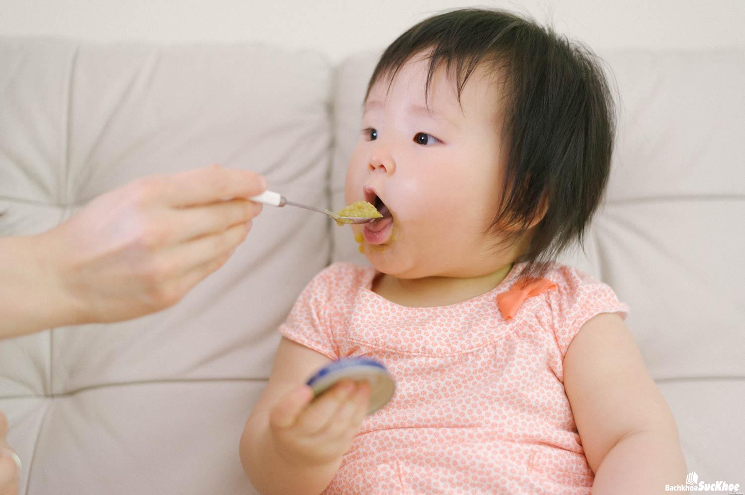 Những kiểu chăm con tai hại khiến trẻ chậm phát triển chiều cao 10