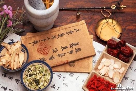 Bệnh van động mạch chủ: Khái niệm, nguyên nhân, triệu chứng, phòng ngừa 30 Chữa bệnh van động mạch chủ bằng phương pháp đông y