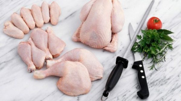 Bộ Nông nghiệp Hoa Kỳ cảnh báo: Không nên rửa thịt gà sống trước khi nấu Bộ Nông nghiệp Hoa Kỳ cảnh báo: Không nên rửa thịt gà sống trước khi nấu